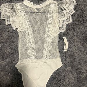 Viviene Lace Bodysuit - White